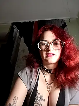 Persefoha online show from May 4, 8:33 pm