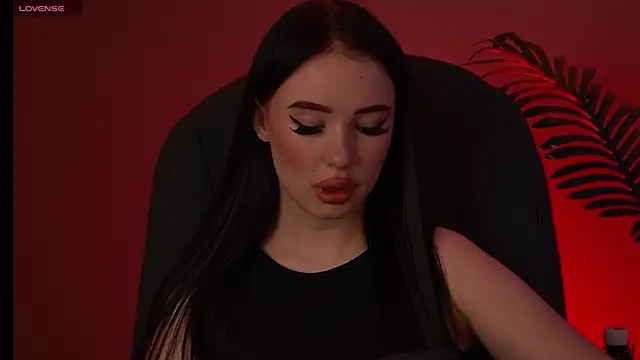 ArianaLim online show from June 21, 3:40 pm