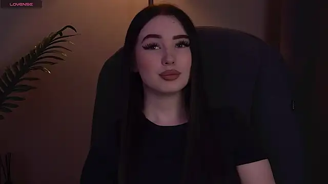 ArianaLim online show from April 23, 3:02 pm