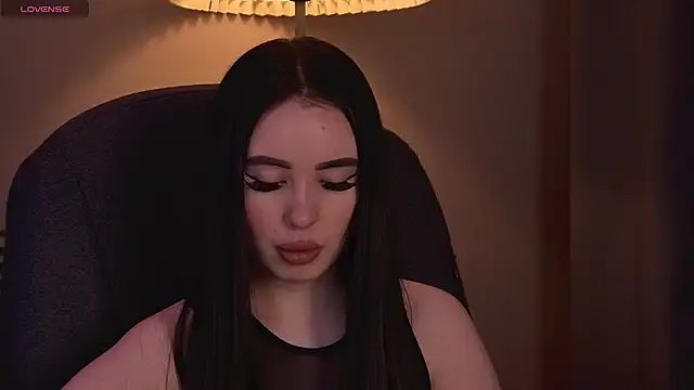 ArianaLim online show from March 14, 3:40 pm