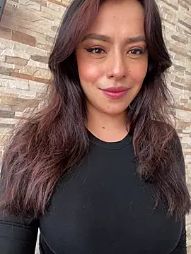 Snapshot of foxxy_lover chatting on February 25, 4:40 pm foxxy lover online show from February 25, 4:40 pm