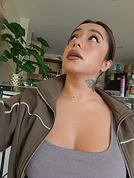 foxxy lover online show from June 25, 4:01 pm