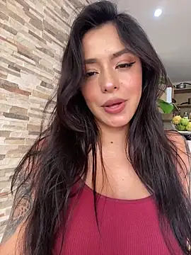 Snapshot of foxxy_lover chatting on February 6, 7:21 pm foxxy lover online show from February 6, 7:21 pm