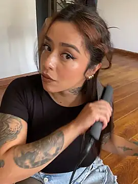 foxxy lover online show from April 18, 5:59 pm