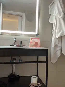 MelaFoxx online show from February 18, 10:55 am