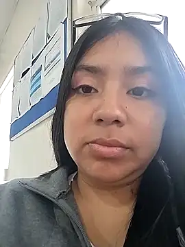 Noa Baker online show from March 5, 1:30 pm