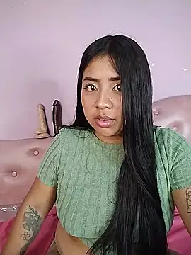 Noa Baker online show from May 14, 1:19 pm