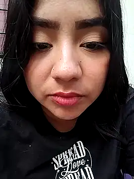 Noa Baker online show from May 22, 1:20 pm