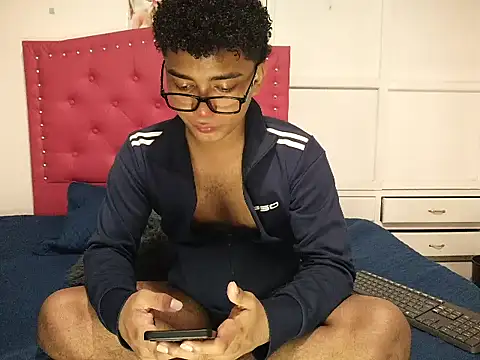 philipsex28 online show from March 2, 3:07 am