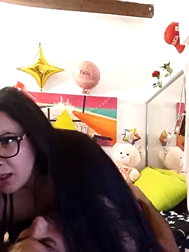 yoahotpetrafiery online show from April 8, 2:24 am