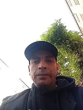 yoahotpetrafiery online show from April 15, 3:05 pm