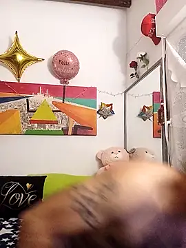 yoahotpetrafiery online show from March 19, 9:42 am