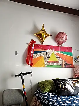 yoahotpetrafiery online show from April 4, 3:29 pm