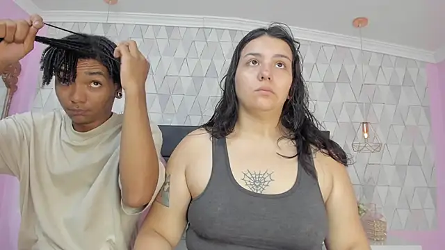 dafne and erick  online show from May 29, 10:05 pm