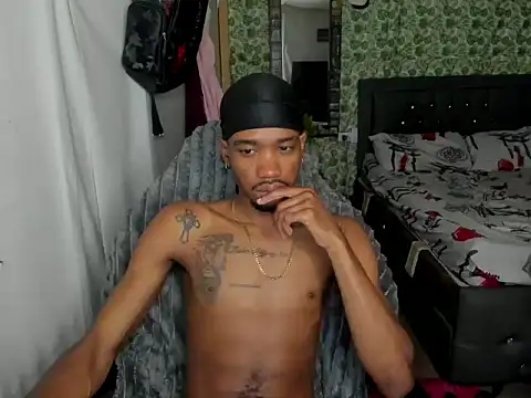 Snapshot of Kofi_exotic_2 chatting on May 29, 4:46 pm Kofi exotic 2 online show from May 29, 4:46 pm