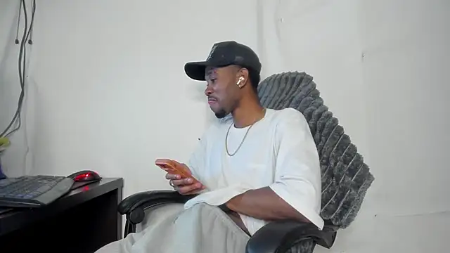 Kofi exotic 2 online show from July 15, 2:40 am