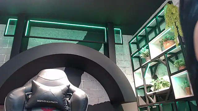 Snapshot of Valeriabigass chatting on February 5, 4:58 pm Valeriabigass online show from February 5, 4:58 pm