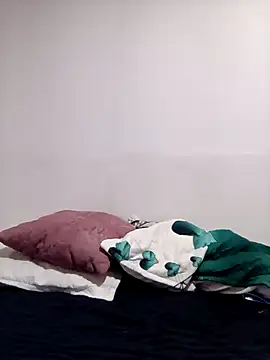 LiaRose- online show from March 5, 9:39 am