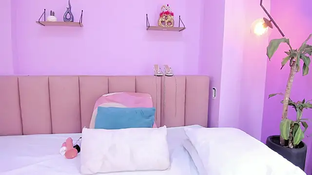 Snapshot of sam_doll_ chatting on May 15, 7:23 pm sam doll online show from May 15, 7:23 pm