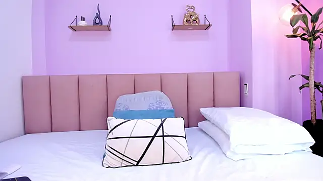 sam doll  online show from April 15, 7:29 pm