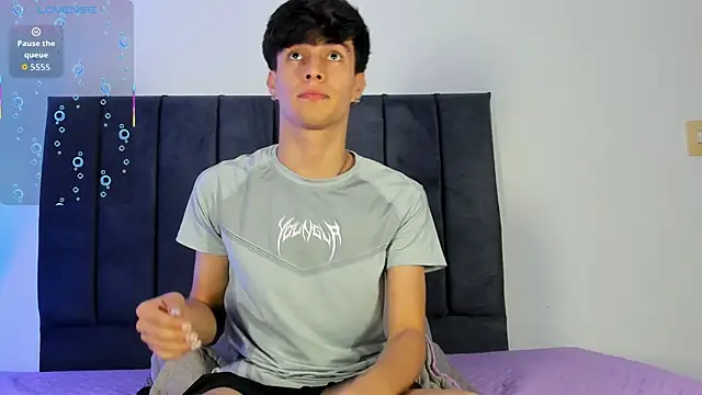 axxxel twink online show from March 30, 12:56 am