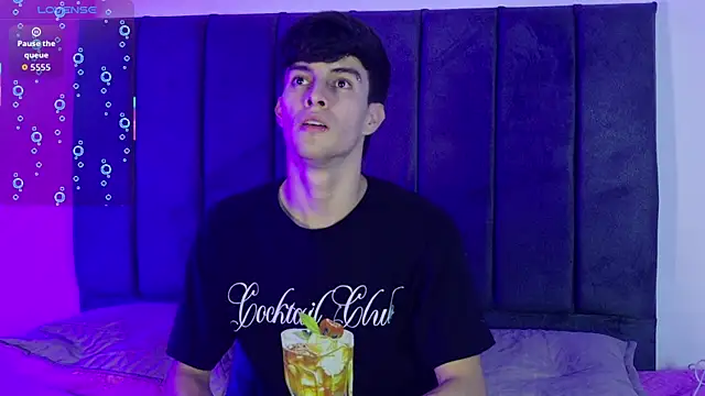 axxxel twink online show from May 17, 2:44 am