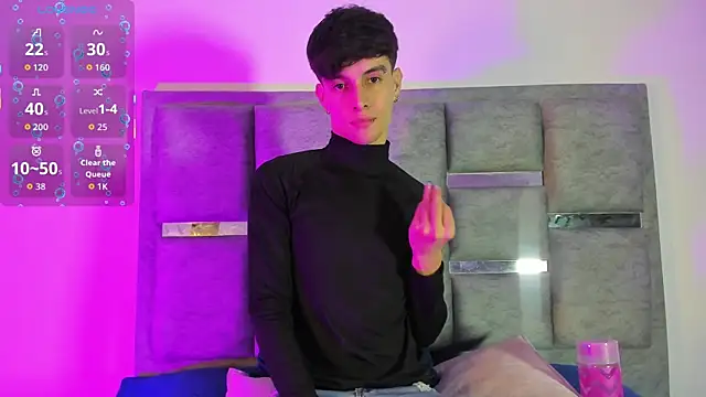 axxxel twink online show from May 4, 2:26 am