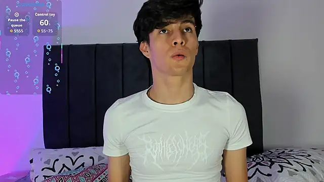 axxxel twink online show from April 24, 2:13 am