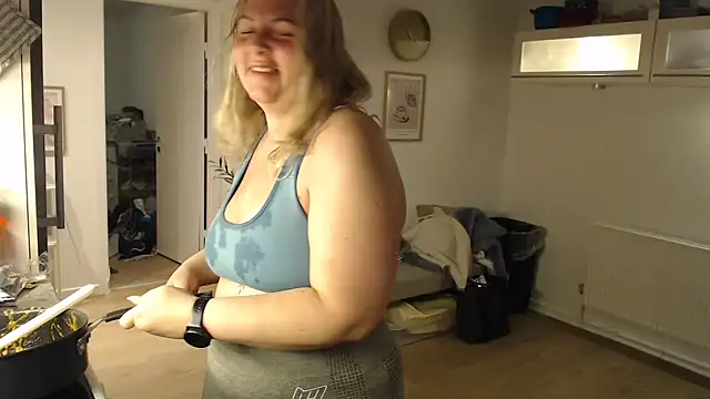 Amanda Norsk online show from May 15, 8:18 pm