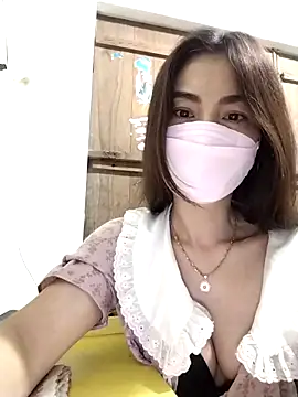 Baby-sexytits2026 online show from April 8, 9:05 pm