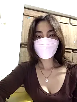 Baby-sexytits2026 online show from April 1, 1:23 pm