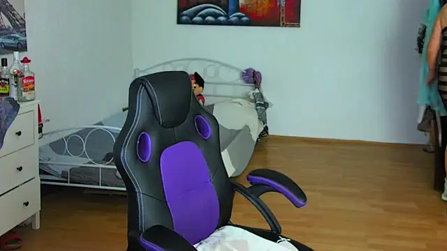 Sylly online show from November 14, 11:47 am