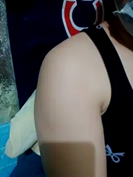 YIYI-502 online show from February 25, 2:50 pm