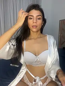 EvaMiranda online show from May 1, 3:33 am