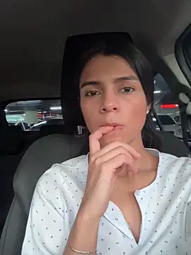 EvaMiranda online show from June 13, 7:23 pm
