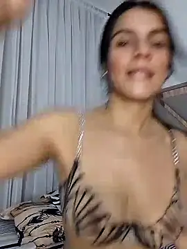 EvaMiranda online show from May 14, 3:25 am