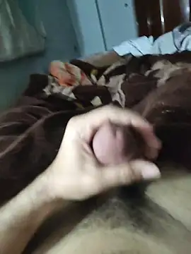 amirMohamed58 online show from April 12, 1:36 pm