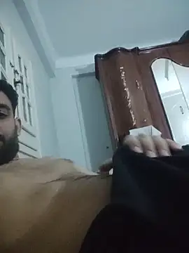 amirMohamed58 online show from February 3, 1:38 am