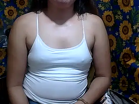 Sexy HotPussy4u online show from April 16, 8:48 am