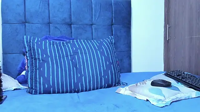 panther 333 online show from February 23, 7:14 pm