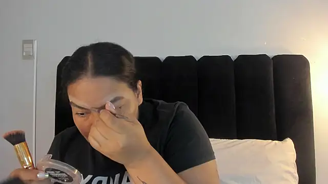 Amaranoir- online show from February 28, 8:08 pm