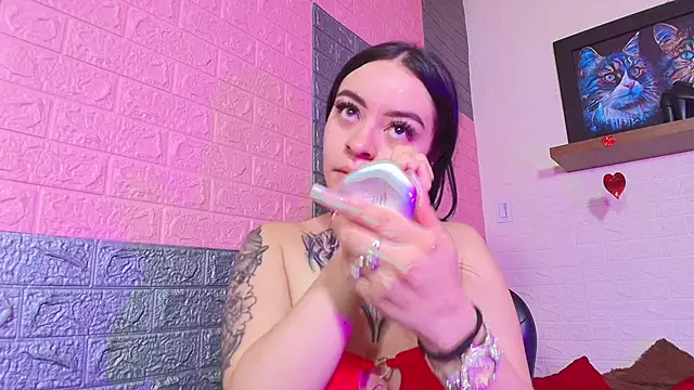 alanna Love02 online show from March 1, 6:41 pm