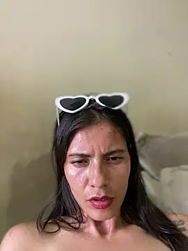 Snapshot of Esperanza_GS chatting on July 16, 10:18 pm Esperanza GS online show from July 16, 10:18 pm