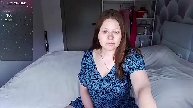 Snapshot of Aleksasamuii chatting on May 10, 7:45 am Aleksasamuii online show from May 10, 7:45 am