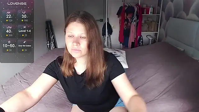 Snapshot of Aleksasamuii chatting on July 17, 7:16 am Aleksasamuii online show from July 17, 7:16 am