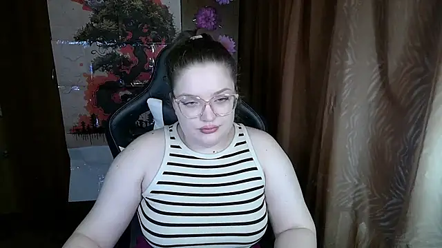 Teasing Dora online show from March 11, 1:10 am