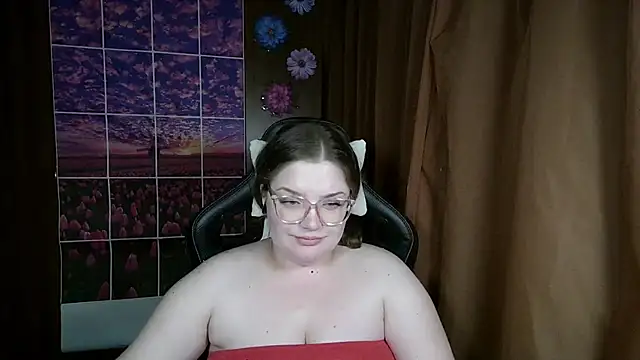 Teasing Dora online show from July 24, 1:45 am