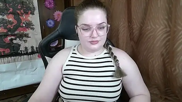 Teasing Dora online show from April 2, 8:48 pm