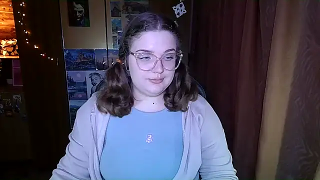 Teasing Dora online show from February 3, 3:04 am