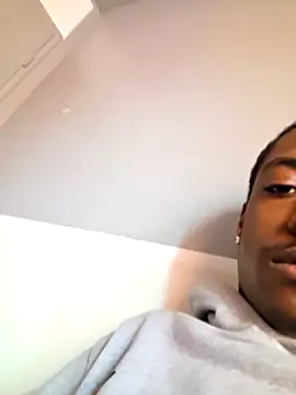 Snapshot of hormoneactivated chatting on February 16, 6:28 pm hormoneactivated online show from February 16, 6:28 pm